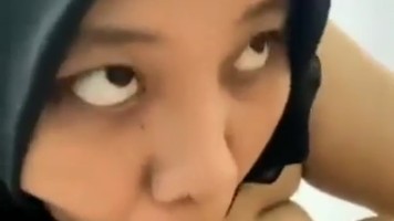 Bokep Jilbab MILF Hijab Chubby Lahap Bener Emut Punyaku Ngewe Yuk