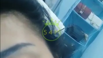 Vio Colmek Lalu Diemut Botolnya