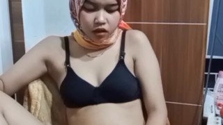 Jilbab Moonchild Main Pake Vibrator