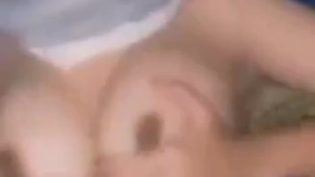 Cewek Jilbab Masker Merem Keenakan Kena Genjot