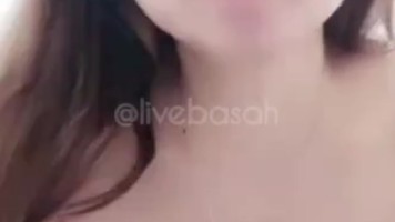 Mariska Show Ngewe Digeber Crot Di Memek